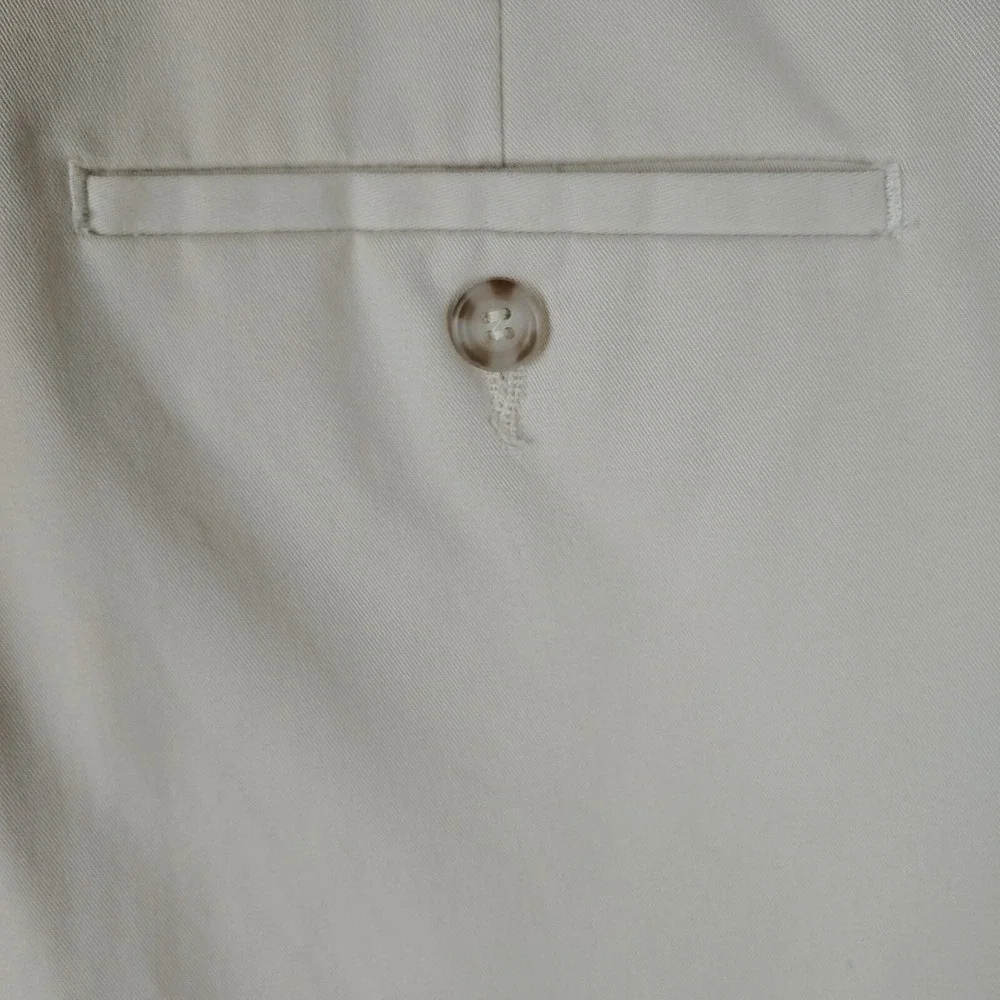 Dockers Pants‎ Mens 36x29 (Actual 37x27) Ivory Flat Front Relaxed Fit Golf Chino